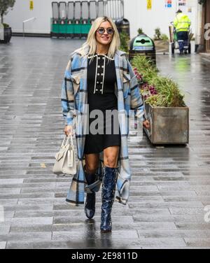 Nicht exklusiv: Ashley Roberts, Global Radio Studios, London, UK, 02. Februar, Foto von piQtured Stockfoto