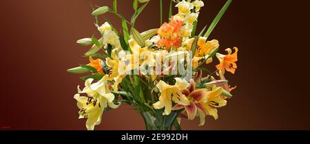 Impression Bouquet de lys jaune et orange Stockfoto