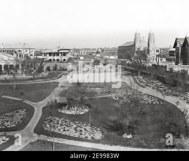 Frühe 20th Jahrhundert Fotografie - Legation Quarter Peking Peking c,1905 - eine von einer Reihe von Bildern aus einem seltenen Archiv, alle auf Alamy aufgeführt, depcting das Legation Quarter in den Jahren nach dem Boxer Aufstand. Das Gebiet liegt um Dong Jiao Min Xiang im Bezirk Dongcheng, östlich des Tienanming Platzes. Stockfoto