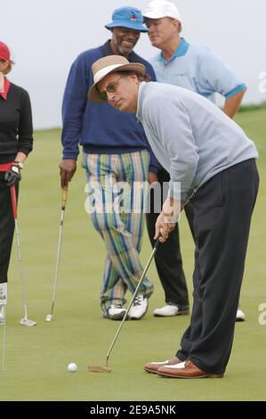 Andy Garcia nimmt 8th am 7. Mai 2006 am jährlichen Michael Douglas Celebrity Golf im Trump National Golf Club in Los Angeles, CA, USA, Teil. Foto von Lionel Hahn/ABACAPRESS.COM Stockfoto