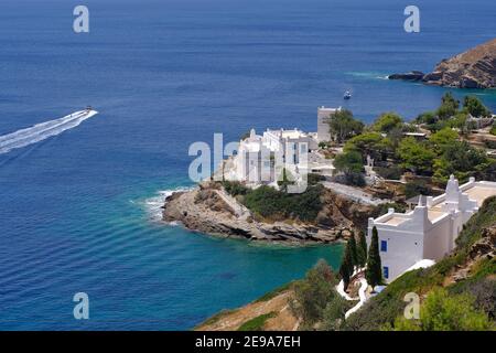 Kykladische Architektur und das schöne Ägäische Meer in iOS kykladen Griechenland Stockfoto