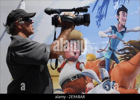 Atmosphärenbild entlang der Croisette während der Filmfestspiele 59th in Cannes, Frankreich am 20. Mai 2006. Foto von Axelle de Russe/ ABACAPRESS.COM Stockfoto