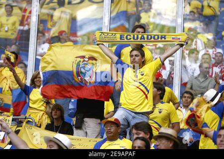 Ecuador Fans während der WM 2006, Gruppe A, Polen gegen Ecuador in Gelsenkirchen, Deutschland am 9. Juni 2006. Ecuador gewann 2-0. Foto von Christian Liewig/ABACAPRESS.COM Stockfoto