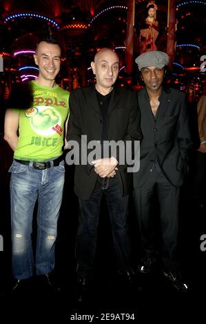 Der italienische transformierende Künstler Arturo Brachetti, Eugene Henard und Manu Katche nehmen am 12. Juni 2006 an der Einweihung des 'Palais des Mirages' im Musée Grevin in Paris, Frankreich, Teil. Foto von Giancarlo Gorassini/ABACAPRESS.COM Stockfoto