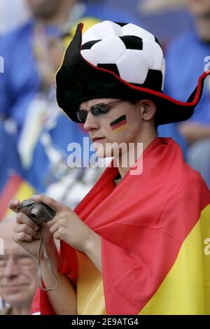 Deutschlands Fan bei der WM 2006, Gruppe E, Italien gegen Ghana am 12. Juni 2006 in Hannover. Italien gewann 2-0. Foto von Gouhier-Hahn-Orban/Cameleon/ABACAPRESS.COM Stockfoto