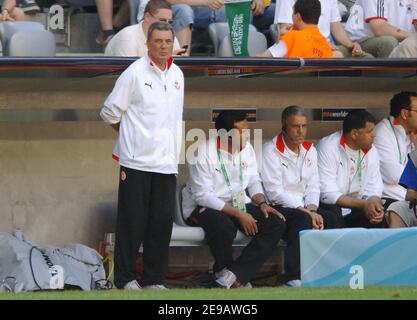 Tunesiens Trainer Roger Lemerre während der WM 2006, Gruppe G, Tunesien gegen Königreich Saudi-Arabien am 14. Juni 2006 im Allianz-Arena-Stadion in München. Das Spiel endete in 2-2 Unentschieden. Foto von Gouhier-Hahn-Orban/Cameleon/ABACAPRESS.COM Stockfoto