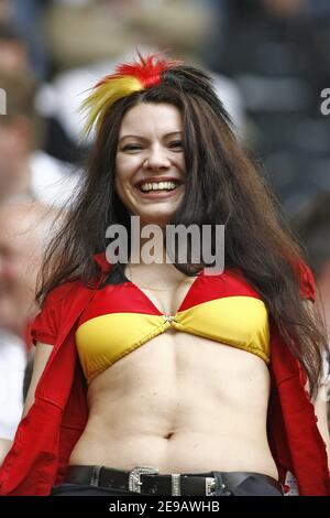 Deutschlands Fan während der WM 2006, Deutschland gegen Polen im Signal Iduna Park Stadion in Dortmund, Deutschland am 14, 2006. Deutschland gewann 1-0. Foto von Christian Liewig/ABACAPRESS.COM Stockfoto