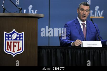 Tampa, Usa. Februar 2021, 03rd. Homeland Security Stellvertretender Direktor David Pekoske spricht während einer Pressekonferenz im Tampa Convention Center, um Sicherheitsmaßnahmen für Super Bowl LV in Tampa, Florida am Mittwoch, 3. Februar 2021 zu diskutieren. Foto von Steve Nesius/UPI Kredit: UPI/Alamy Live Nachrichten Stockfoto