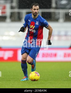 NEWCASTLE UPON TYNE, ENGLAND. FEB 2nd: Luka Milivojevic von Crystal Palace während des Premier League-Spiels zwischen Newcastle United und Crystal Palace im St. James's Park, Newcastle am Dienstag, den 2nd. Februar 2021. (Quelle: Mark Fletcher, Mi News) Stockfoto