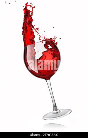 Glas mit Rotwein und Flüssigkeitsspritzen isoliert auf weißem Hintergrund. Stockfoto