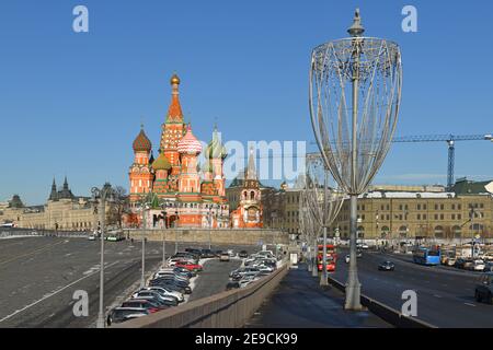 Bolschoj Moskvoretski Brücke und Kathedrale von Wassili Selig (Sankt Basilius Kathedrale). Moskau Stockfoto