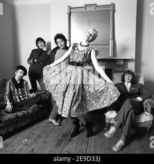 Der Haken. Annie Lennox, Dave Stewart 2/11/ 1977 Stockfoto