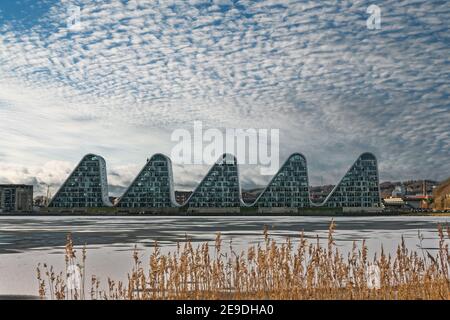 The Wave Boelgen ikonische moderne Apartments in Vejle, Dänemark Stockfoto