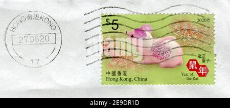 GOMEL, WEISSRUSSLAND, 27. JUNI 2020, Briefmarke gedruckt in HONG KONG, China zeigt Bild des Jahres der Ratte, um 2020. Stockfoto