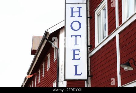 MOTALA, SCHWEDEN - 24. MÄRZ 2020:Bild eines Hotels. Viele Hotels durchmachen jetzt eine große Krise unter dem Corona-Virus, wenn die Gäste abwesend sind. Stockfoto