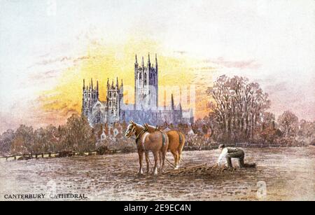 Eine farbige Postkarte der Kathedrale von Canterbury aus dem Jahr 1920s. Stockfoto