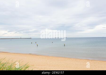 South Shields Promenade Beach am bewölkten Tag 17th Juli 2020 Stockfoto