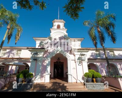 Blick auf das Belmond Hotel das Cataratas, Iguazú Falls, Cataratas do Iguaçu, Paraná, Brasilien. Stockfoto