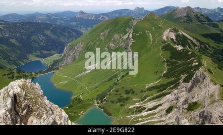 Blick von der Lachenspitze auf den Traualpsee und Vilsalpsee Stockfoto