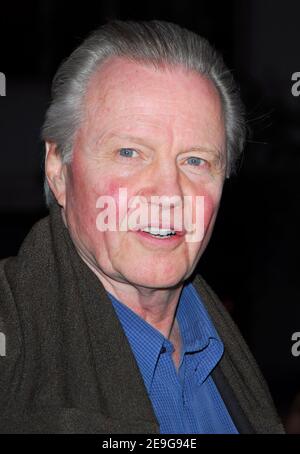 Der Schauspieler Jon Voight nimmt an der Premiere von "The Deided" Teil, die am 26. September 2006 im Ziegfeld Theatre in New York City, NY, USA, stattfand. Foto von Gregorio Binuya/ABACAPRESS.COM Stockfoto