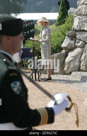 Prinzessin Anne nimmt an einer Zeremonie im Denkmal von Beaumont-Hamel in Nordfrankreich Teil, um den 90th. Jahrestag der Schlacht an der Somme zu begehen, der blutigsten Verlobung des Ersten Weltkriegs und eines Konflikts, der am 1. Juli 2006 für immer in das kollektive Gedächtnis Großbritanniens eindrankte. Foto von Mousse/ABACAPRESS.COM Stockfoto