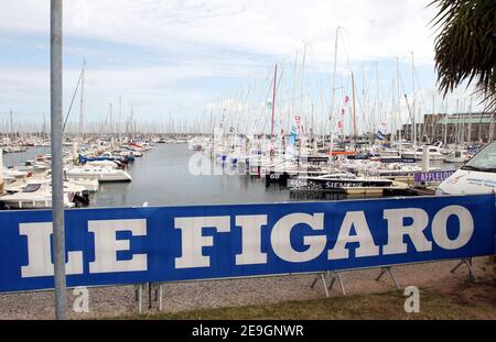 Illustration vor dem Solo-Rennen: 9 Skipper, davon 29 Rookies, fünf Frauen und sechs internationale Einsendungen, haben ihre Einsendungen bei La Solitaire Afflelou Le Figaro 2006 eingereicht, um das 1.898 Seemeilen-Solo-Rennen zwischen Frankreich, Spanien und Irland zu gewinnen. Die den Gesamtsieger der Ausgabe 37th in Cherbourg-Octeville, Frankreich am 31. Juli 2006 produzieren wird. Foto von Nicolas Chauveau/Cameleon/ABACAPRESS.COM Stockfoto