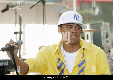 Chris Brown tritt auf NBC's Today Show Toyota Concert Series auf, die am 11. August 2006 in New York am Rockefeller Plaza stattfand. Foto von Donna ward/ABACAPRESS.COM Stockfoto