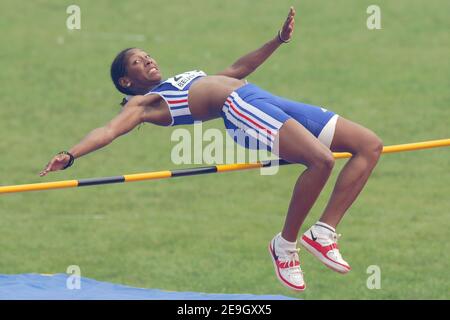 Die französische Eloyse Lesueur tritt am 18. August 2006 bei den IAAF-Juniorenweltmeisterschaften 11th in Peking, China, beim Frauen-Hochsprung im Siebenkampf an. Foto von Nicolas Gouhier/Cameleon/ABACAPRESS.COM Stockfoto