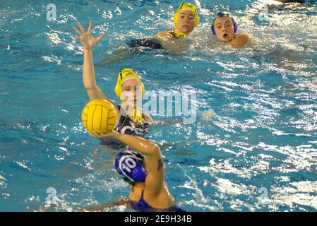 Monte Bianco Pools, Verona, Italien, 04 Feb 2021, Elena Borg - Vetrocar CSS Verona während der CSS Verona vs CE Mediterrani, Waterpolo EuroLeague Frauenspiel - Foto Roberto Tommasini / LM Stockfoto