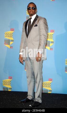 Sean 'P.Diddy' Combs posiert im Pressesaal der MTV Video Music Awards 2006, die am 31. August 2006 in der Radio City Music Hall in New York, NY, USA, verliehen wurden. Foto von Gregorio Binuya/ABACAPRESS.COM Stockfoto