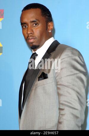 Sean 'P.Diddy' Combs posiert im Pressesaal der MTV Video Music Awards 2006, die am 31. August 2006 in der Radio City Music Hall in New York, NY, USA, verliehen wurden. Foto von Gregorio Binuya/ABACAPRESS.COM Stockfoto