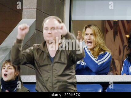 Steffi Graf unterstützt ihren Mann Andre Agassi, als er Marcos Baghdatis bei den US Open 2006 in New York City, NY, USA, am 31. August 2006 besiegt. Foto von Lionel Hahn/CAMELEON/ABACAPRESS.COM Stockfoto