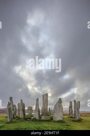 Isle of Lewis und Harris, Schottland: Sturmwolken bei Callanish Standing Stones Stockfoto