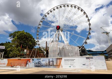 Das ikonische Riesenrad befindet sich in Southbank in Brisbane City Queensland am 1st 2021. Februar Stockfoto