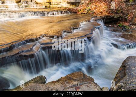 Rockway Falls Conservation Area Sixteen Mile Creek Lincoln Ontario Kanada Im Winter Stockfoto