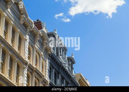 New York City, NY USA die meisten dieser gusseisernen Fassaden in SoHo wurden Mitte bis Ende des 19. Jahrhunderts erbaut. Stockfoto