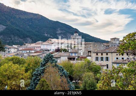 Stadtbild von die, Chatillon en Diois im Vercors Natural Regional Park, Diois, Drome, Frankreich in Europa Stockfoto