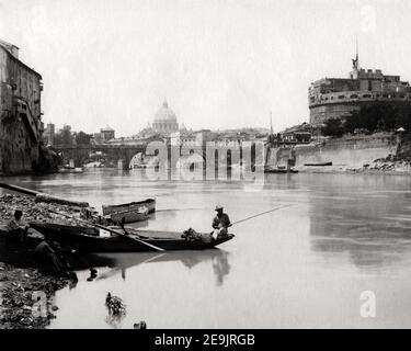 Ende 19th Jahrhundert Fotografie - Rom und der Tiber, Fischer, Italien Stockfoto