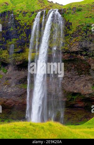 Seljalandsfoss Wasserfälle in der Nähe von Selfoss, Island. Stockfoto