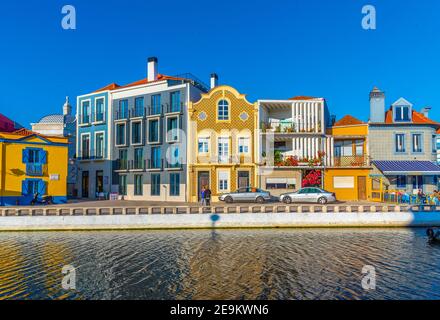 AVEIRO, PORTUGAL, 21. MAI 2019: Kanal von Cais dos Botiroes in Aveiro, Portugal Stockfoto