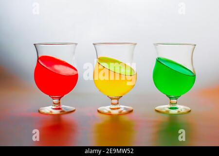Drei Jello-Gläser. Stockfoto