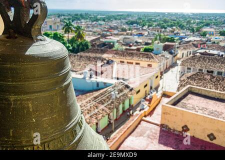 Blick auf die Stadt vom Glockenturm Iglesia y Convento de San Francisco in Trinidad, Sancti Spíritus, Kuba Stockfoto