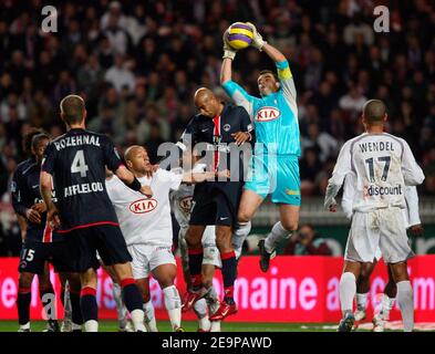 Bordeaux's Ulrich Rame während des französischen Fußballspiels der ersten Liga Paris Saint-Germain gegen Girondins de Bordeaux im Parc des Princes in Paris, Frankreich, am 18. November 2006. Bordeaux gewann 1-0. Foto von Mehdi Taamallah/Cameleon/ABACAPRESS.COM Stockfoto