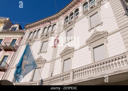 Locarno, Tessin, Schweiz - 16th. Januar 2021 : Gebäude des Municipio di Locarno in Locarno. Das Gebäude heißt Palazzo Marcacci und ist die Stadt h Stockfoto