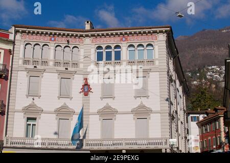 Locarno, Tessin, Schweiz - 16th. Januar 2021 : Gebäude des Municipio di Locarno in Locarno. Das Gebäude heißt Palazzo Marcacci und ist die Stadt h Stockfoto