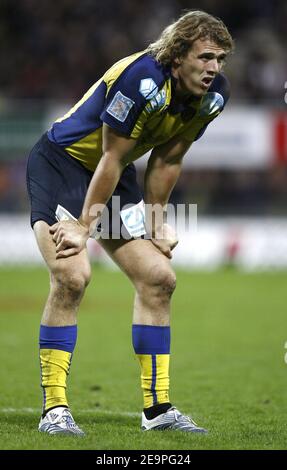 Clermont's Aurelien Rougerie während der französischen Top 14 Rugby Championship, ASM Clermont vs Stade Francais in Paris, Frankreich am 2. Dezember 2006. Clermont gewann 29-17. Foto von Christian Liewig/ABACAPRESS.COM Stockfoto