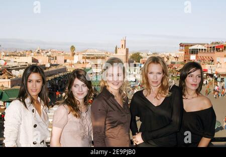 Olivia Bonamy, Melanie Laurent, Natacha Regnier, Estelle Lefebure und Zoe Felix posieren während des Marrakesch International Film Festival 6th, in Marokko am 08. Dezember 2006. Foto von Thierry Orban/ABACAPRESS.COM Stockfoto