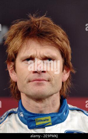 Der finnische Fahrer Markus Gronholm reagiert auf eine Pressekonferenz beim "Race of Champions", das am 16. Dezember 2006 im Stade de France in Saint-Denis bei Paris stattfand. Foto von Nicolas Khayat/Cameleon/ABACAPRESS.COM Stockfoto