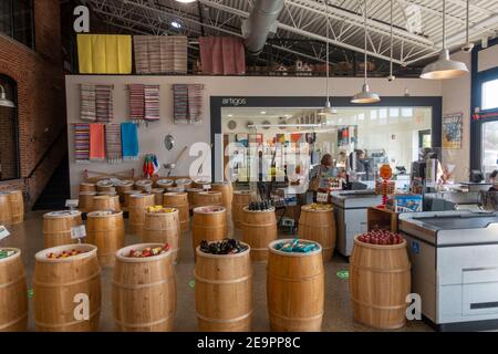 Portugalia Marktplatzgeschäft in Fall River Massachusetts Stockfoto