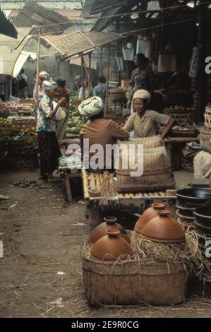 Ubud Markt - Bali - Indonesien 1983 (Foto auf Fotofilm) Stockfoto